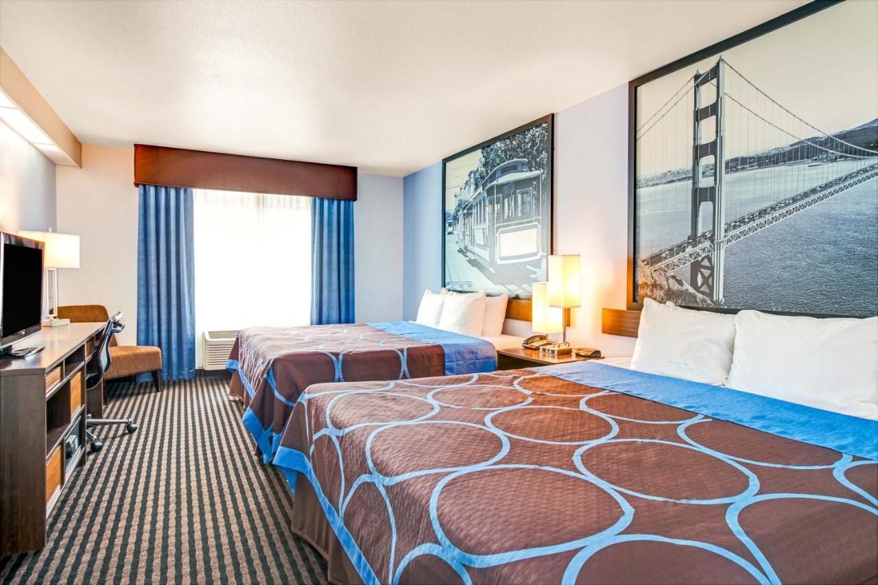 Super 8 By Wyndham Prairie Du Chien Hotel Luaran gambar